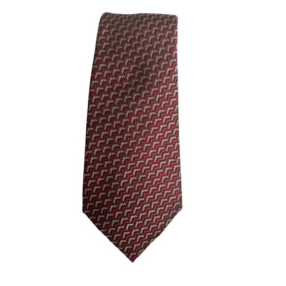 Giorgio Armani Red & Beige Chevron Pattern 100% Silk Tie Made In Italy - Picture 1 of 6